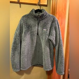 Patagonia quarter zip fleece